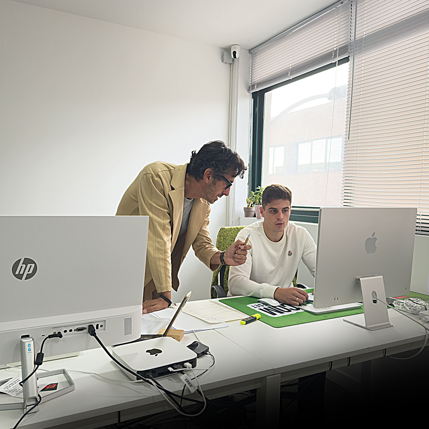 La-maquina-publicitaria-equipo-trabajo